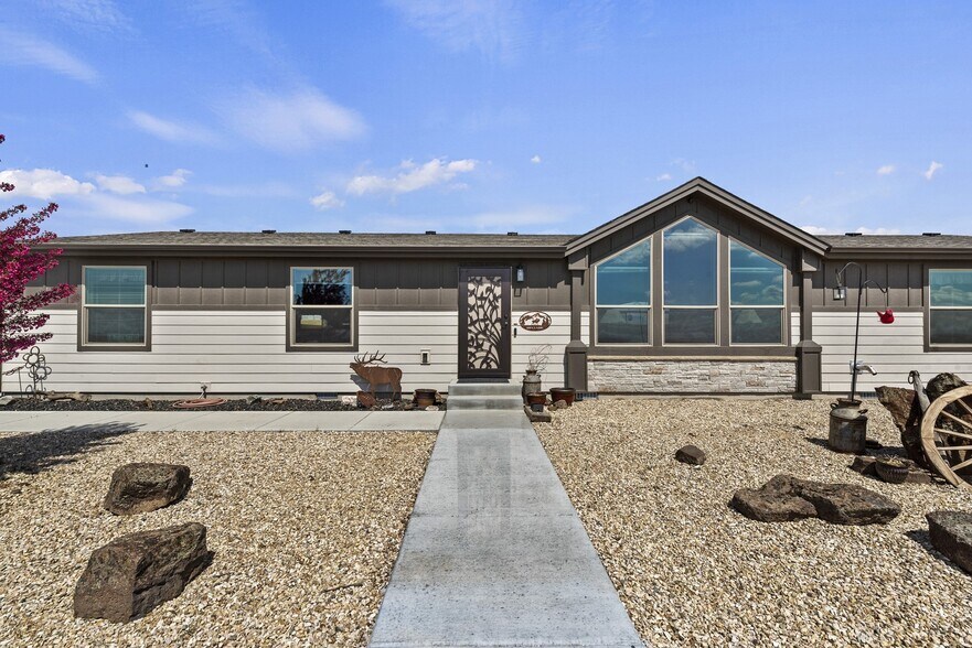 More Photos Of 14000 E Double Tapp Ln, Boise Sports And Entertainment For Sale