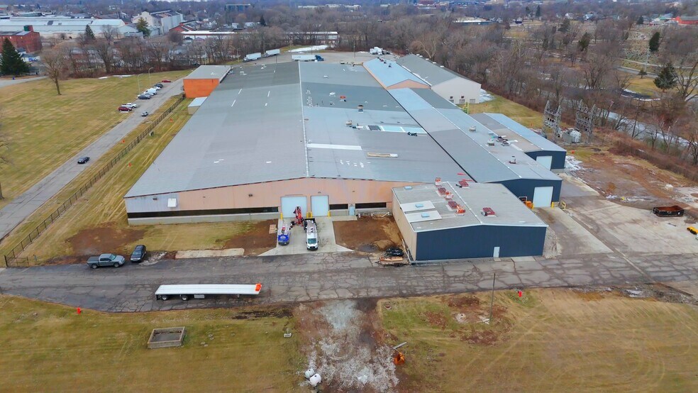 Primary Photo Of 1500 E Murden St, Kokomo Warehouse For Sale