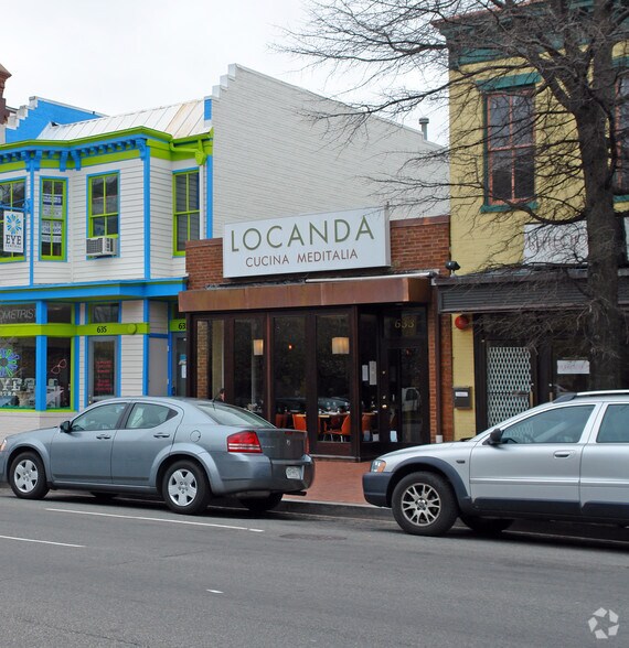 Primary Photo Of 633 Pennsylvania Ave SE, Washington Restaurant For Lease