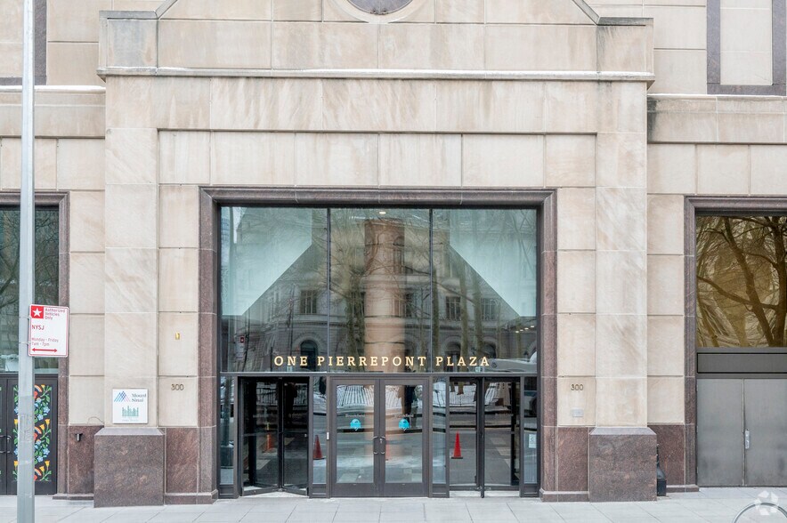 More Photos Of 1 Pierrepont Plz, Brooklyn Office For Lease