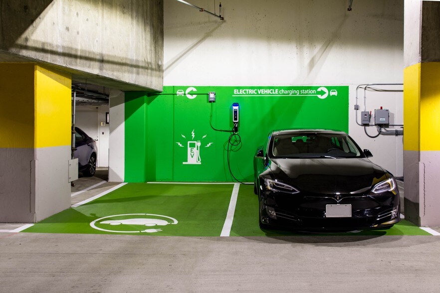 More Photos Of 777 6th St NW, Washington Office For Lease