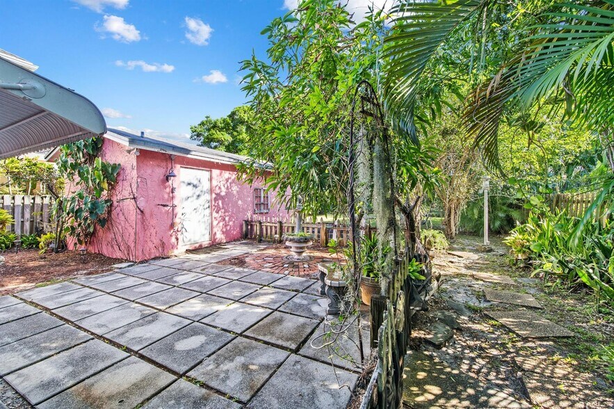More Photos Of 1412 NE 17th St, Fort Lauderdale Land For Sale