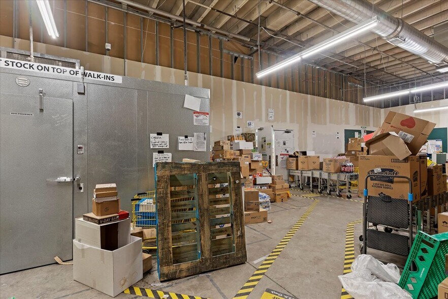 More Photos Of 3225 Washington Blvd, Ogden Storefront For Sale