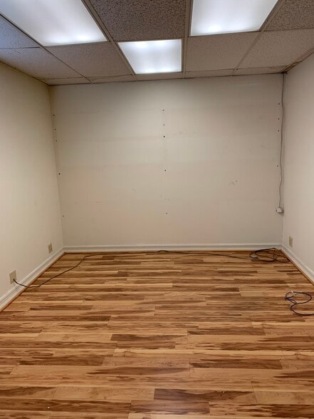 More Photos Of 3323 Lime Ave, Long Beach Office For Sale