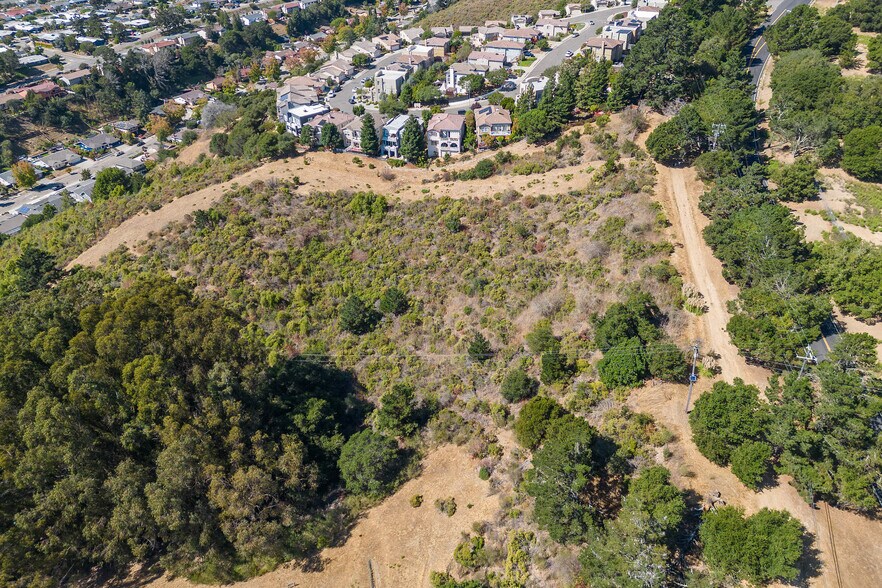More Photos Of 14381 Skyline, Oakland Land For Sale