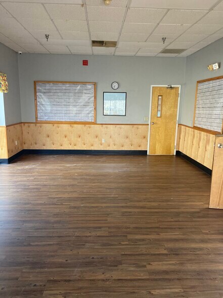 More Photos Of 4300 John Tyler Hwy, Williamsburg General Retail For Sale