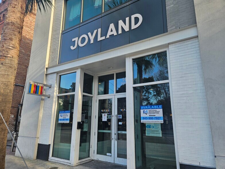 Primary Photo Of 145 Calhoun St, Charleston Storefront For Lease