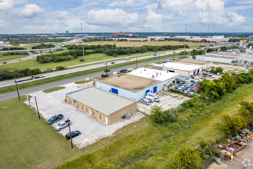 More Photos Of 7316 NE Loop 410, San Antonio Industrial For Lease