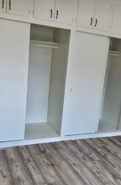 More Photos Of 4203 N Huntington Dr, Los Angeles Storefront Retail Residential For Sale