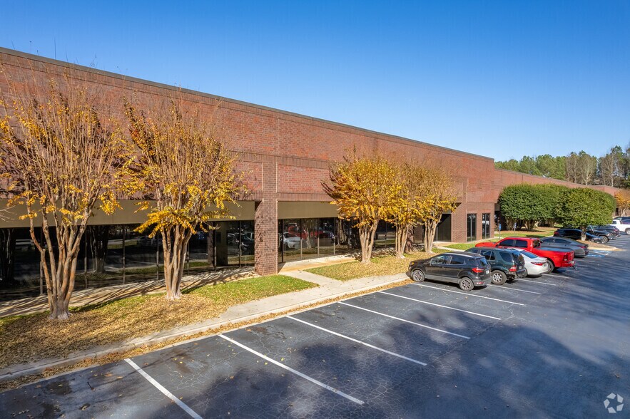 More Photos Of 2150 Northmont Pky, Duluth Warehouse For Lease