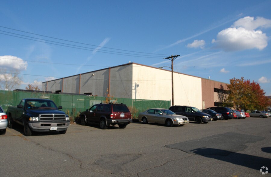 More Photos Of 285 Eldridge Rd, Fairfield Light Manufacturing For Lease