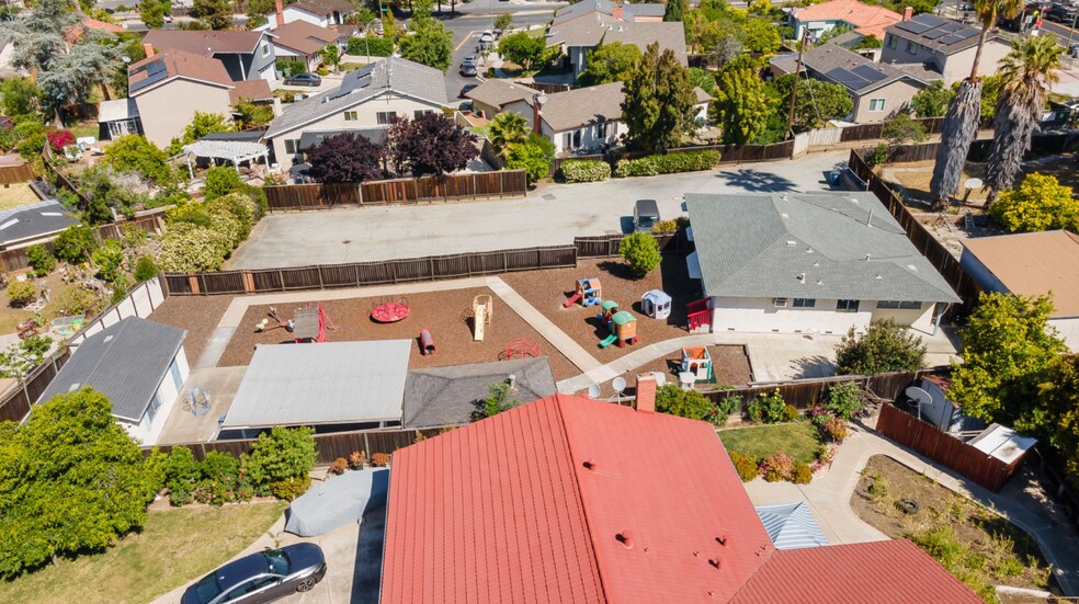 More Photos Of 1133 Piedmont Rd, San Jose Schools For Sale