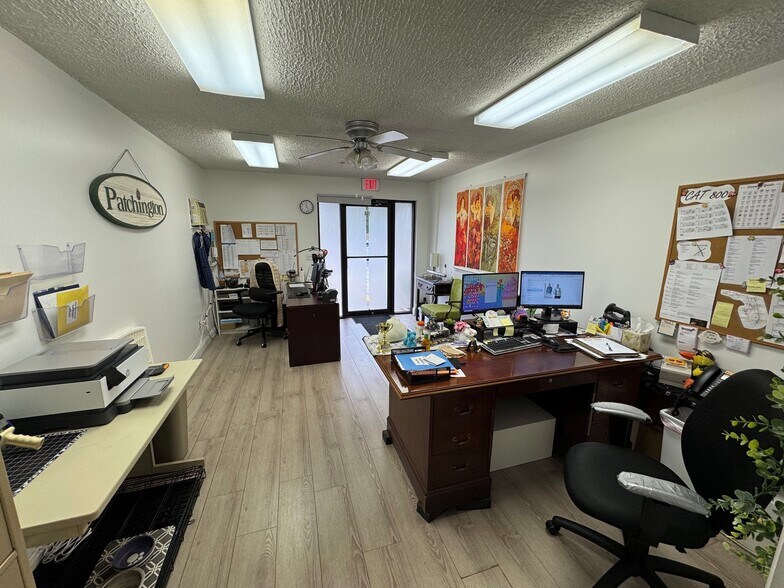 More Photos Of 6399 N 142nd Ave, Clearwater Warehouse For Lease