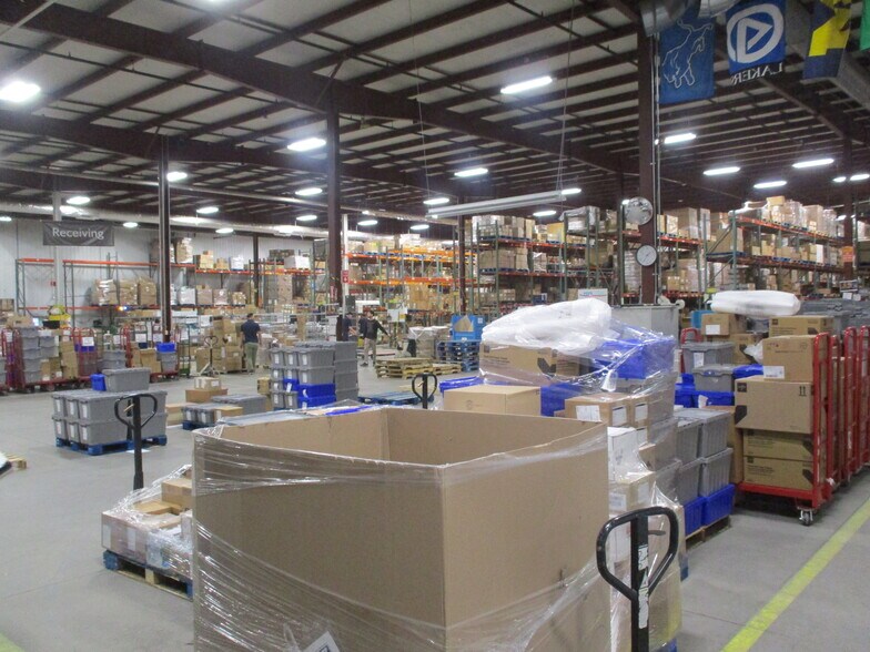 More Photos Of 2925 Walkent Ct, Grand Rapids Distribution For Lease