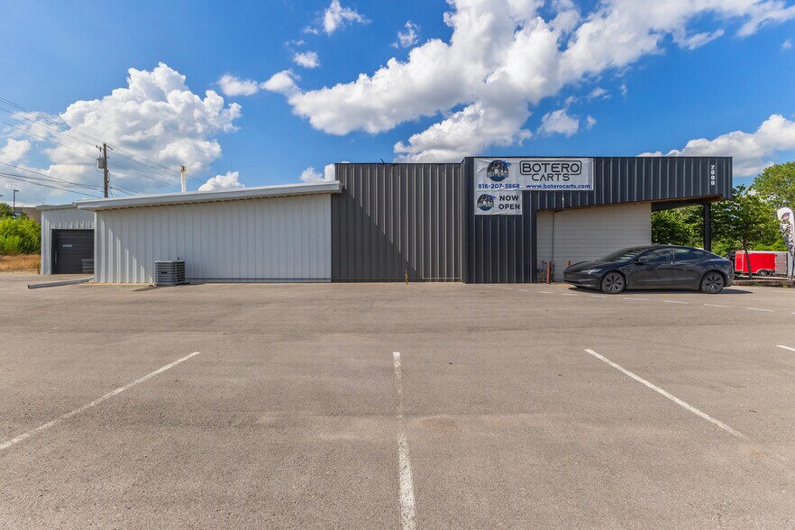 More Photos Of 2606 E Rock Haven Rd, Harrisonville Light Manufacturing For Lease