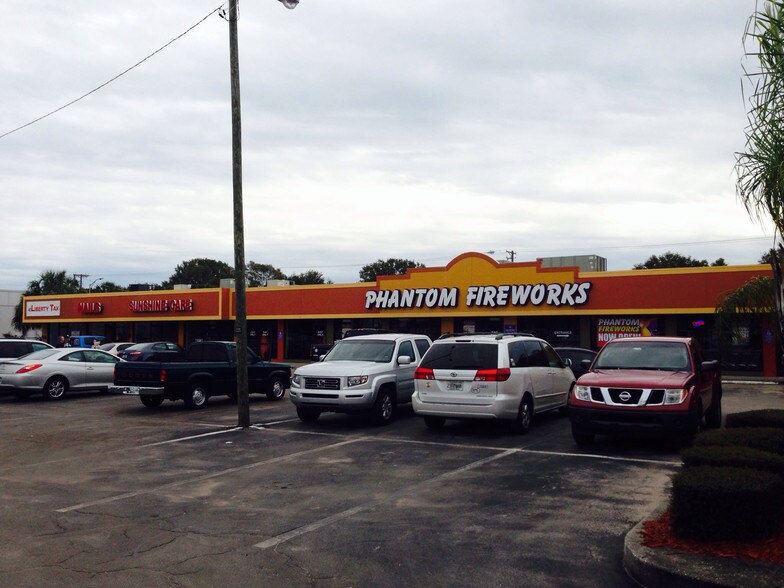 More Photos Of 3642-3684 W Gandy Blvd, Tampa Storefront For Sale