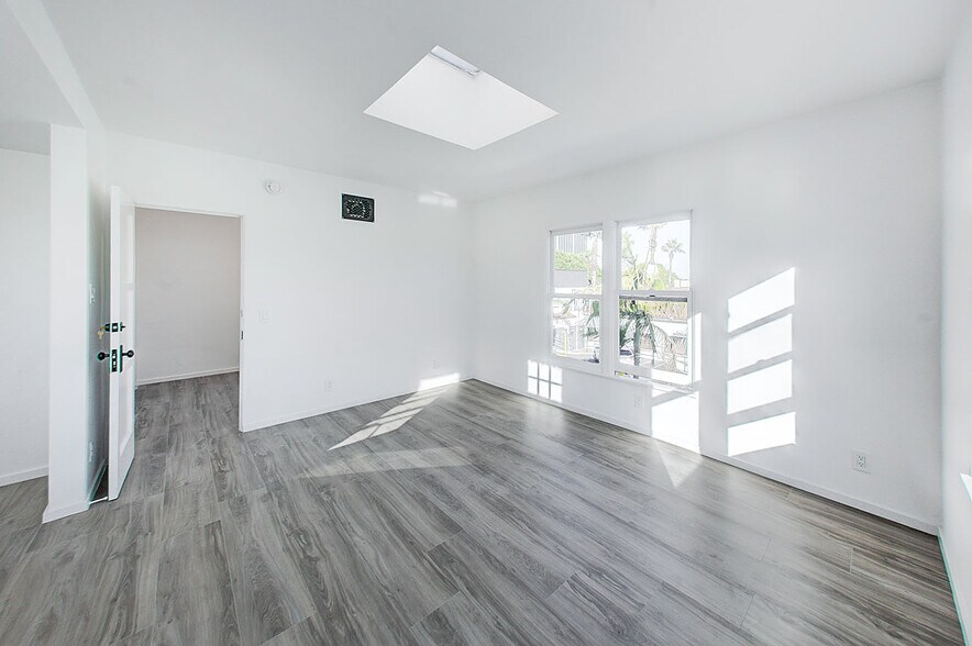 More Photos Of 1147 24th St, Santa Monica Apartments For Sale