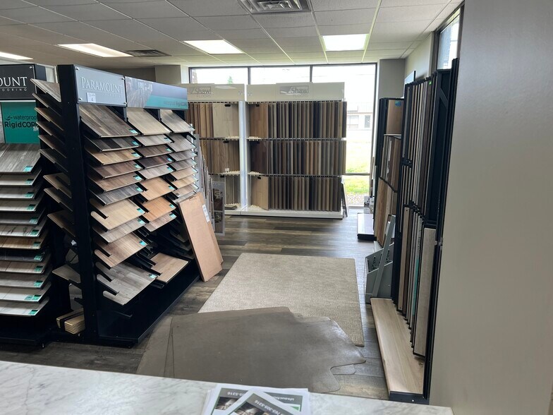 More Photos Of 53894 N County Road 9, Elkhart Warehouse For Sale