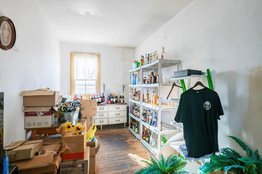 More Photos Of 101 N Market St, Schaefferstown General Retail For Sale