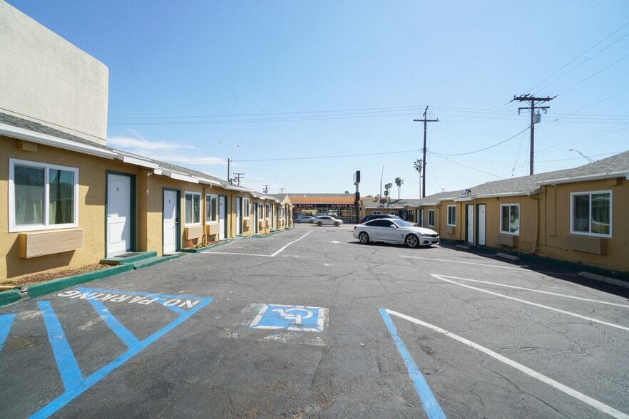 More Photos Of 3101 E Pacific Coast Hwy, Signal Hill Hotel For Sale