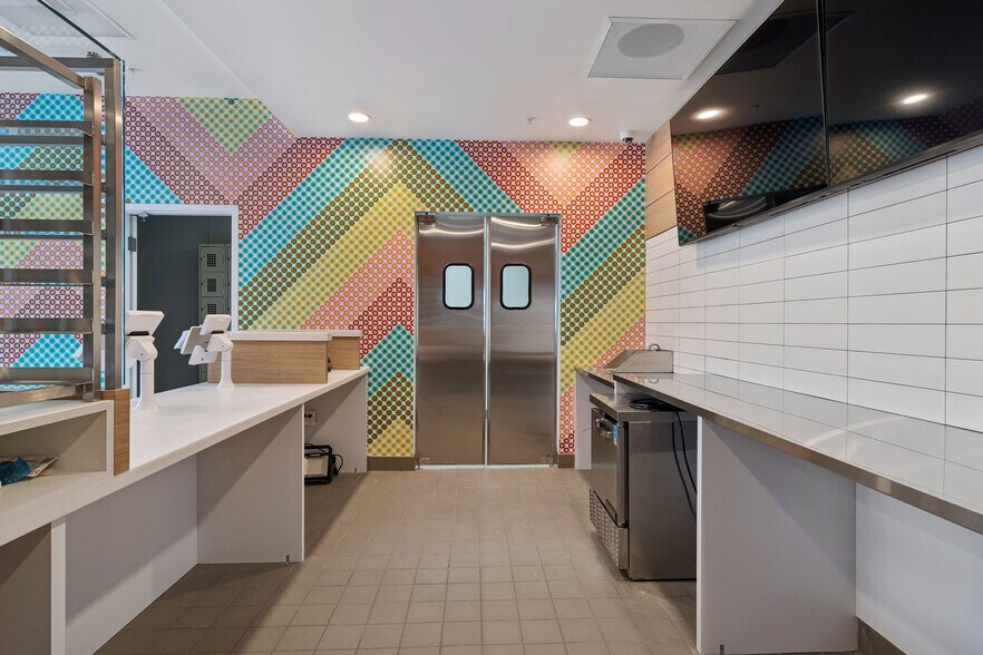 More Photos Of 1315 Burlingame Ave, Burlingame General Retail For Lease