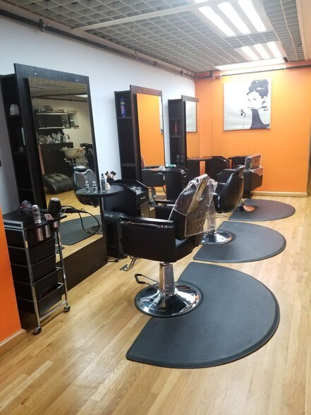 More Photos Of 73-75 Ferry St, Newark Storefront Retail Office For Sale