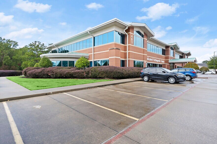 More Photos Of 403 Ogletree Dr, Livingston Medical For Lease