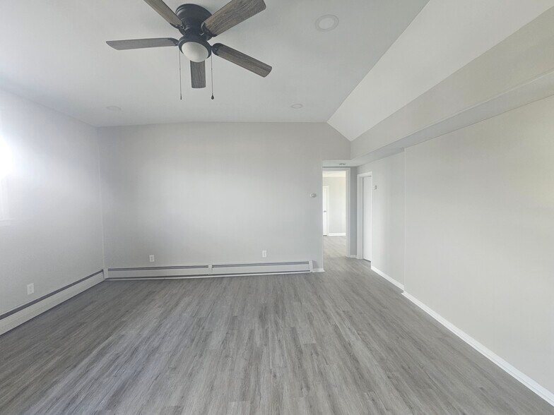 More Photos Of 127 N Black Horse Pike, Mount Ephraim Office Residential For Sale