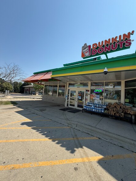 More Photos Of 4940 State Route 59, Naperville Service Station For Lease