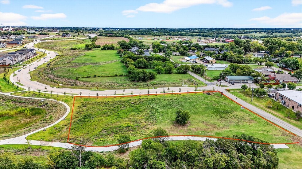 More Photos Of 512 N Oklahoma Dr, Celina Office For Lease