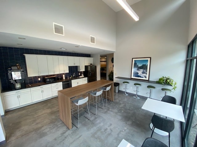 More Photos Of 2210 Spedale Ct, Spring Hill Loft Creative Space For Lease