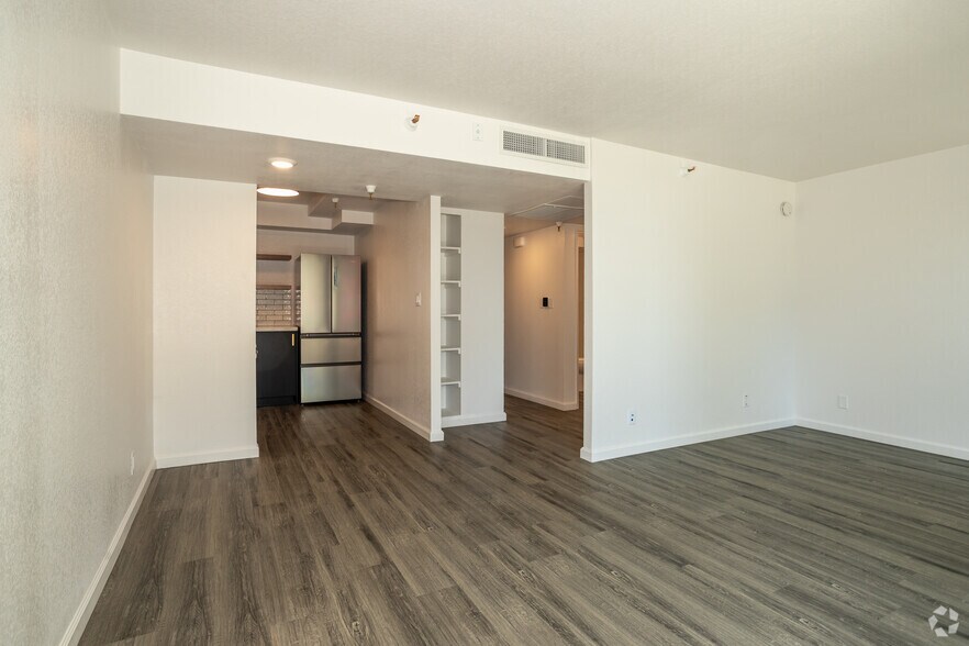 More Photos Of 2701 Capitol Ave, Sacramento Apartments For Lease