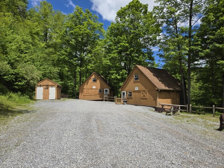 More Photos Of 1997 Rock Hill Rd, Weedville Hotel For Sale