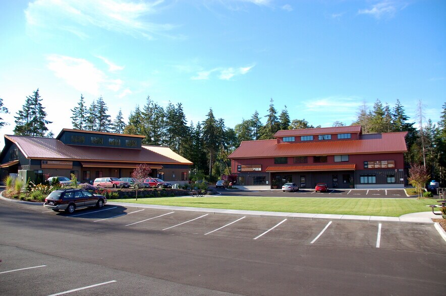 Primary Photo Of 9431 Coppertop Loop NE, Bainbridge Island Medical For Lease