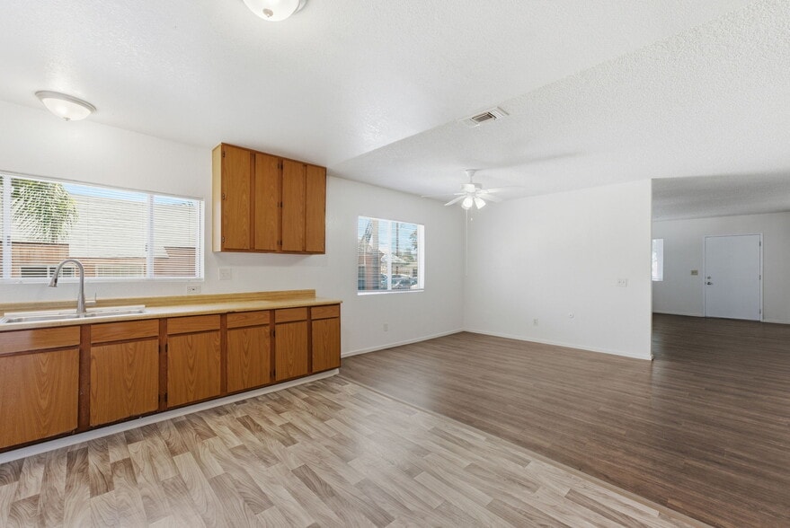 More Photos Of 559-565 61st St, San Diego Apartments For Sale
