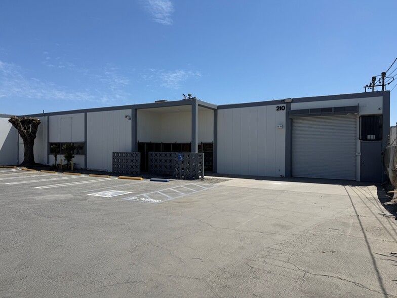 Primary Photo Of 210 W 131th St, Los Angeles Manufacturing For Lease
