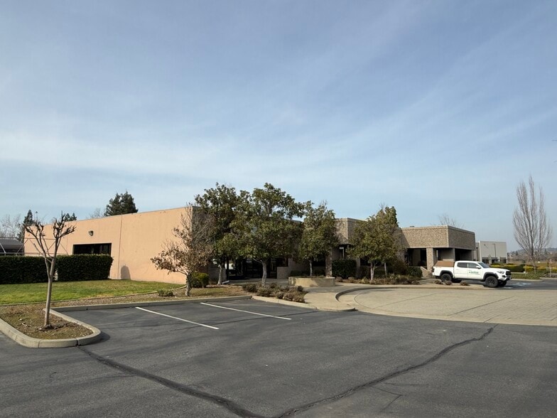 More Photos Of 4475 Golden Foothill Pky, El Dorado Hills Light Manufacturing For Sale
