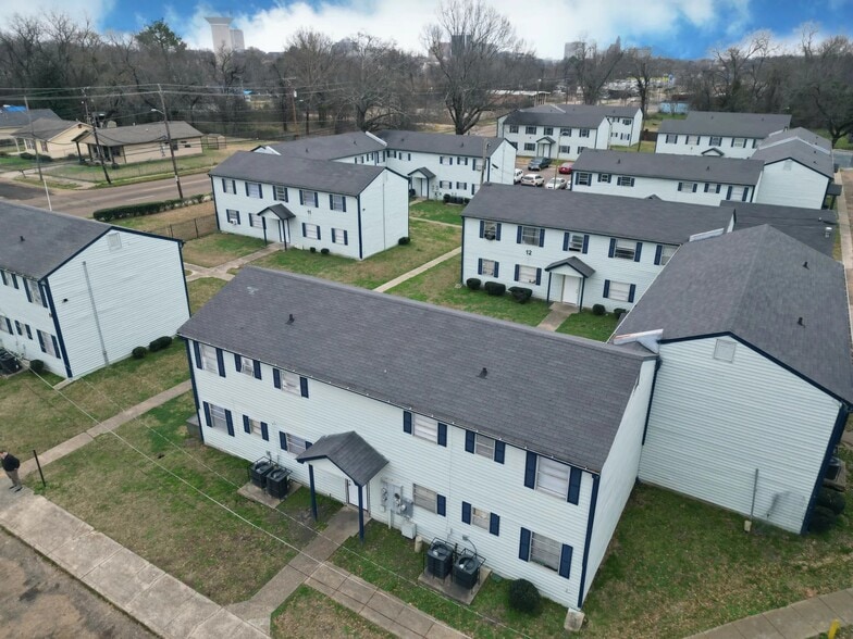 More Photos Of 1225 Bailey Ave, Jackson Apartments For Sale