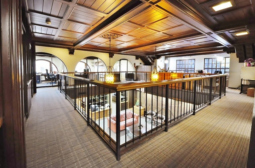 More Photos Of 2472 Lake Ave, Altadena Coworking Space