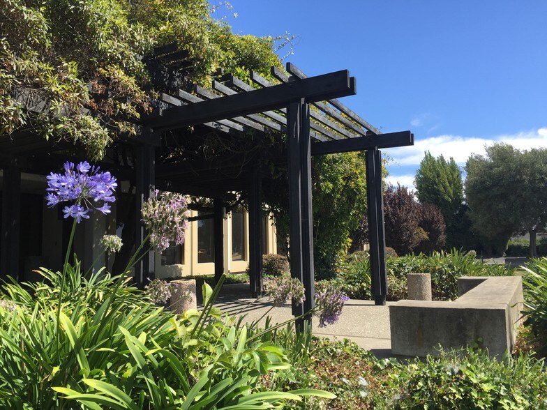 More Photos Of 2950 Merced St, San Leandro Office For Lease