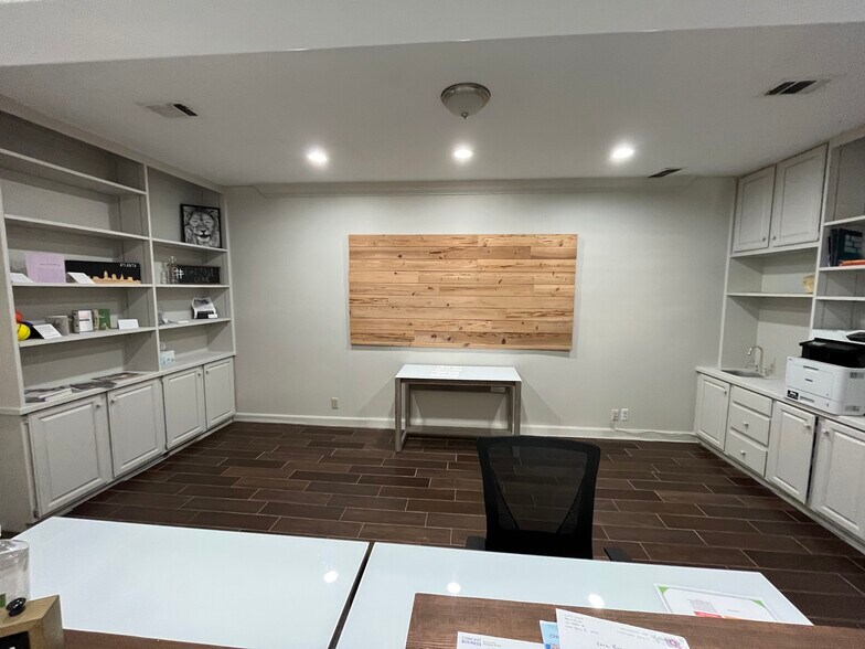 More Photos Of 850 Kennesaw Ave NW, Marietta Medical For Lease