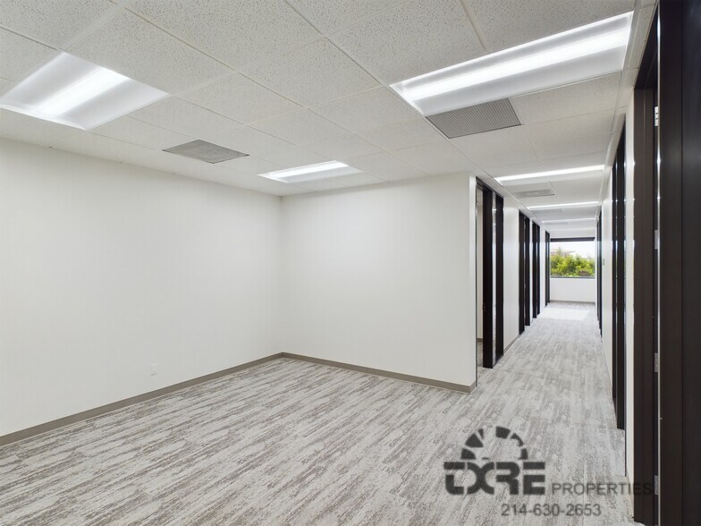 More Photos Of 2261 Brookhollow Plaza Dr, Arlington Office For Lease