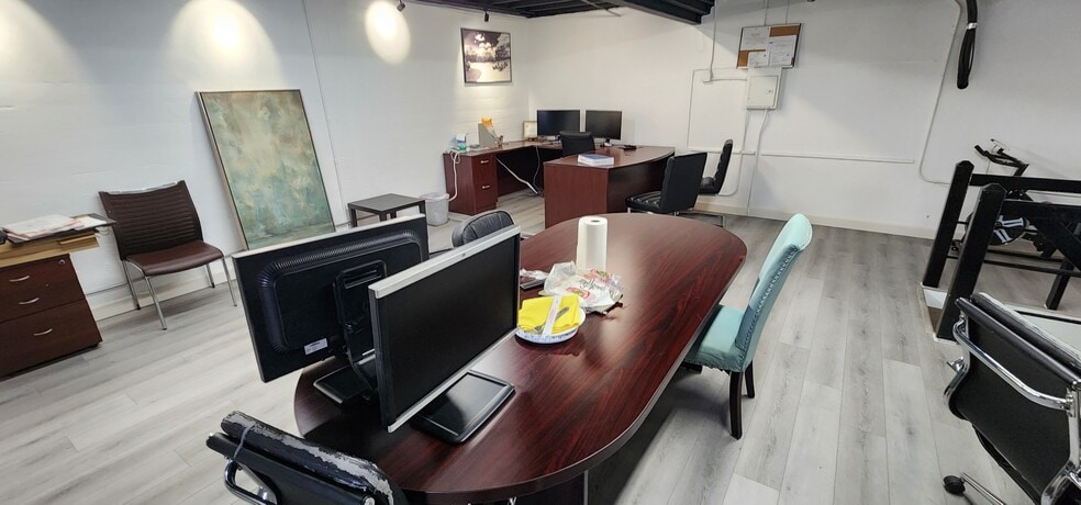 More Photos Of 6623 San Fernando Rd, Glendale Storefront Retail Office For Sale