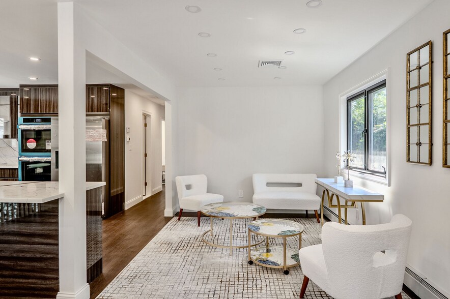 More Photos Of 776 Hempstead Ave, West Hempstead Specialty For Sale