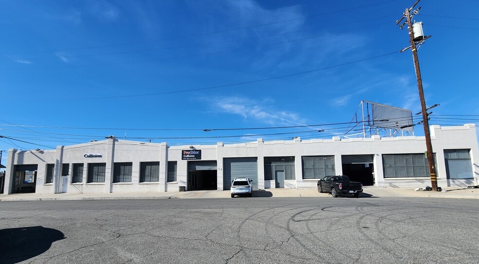 More Photos Of 274 N I, San Bernardino Service For Sale