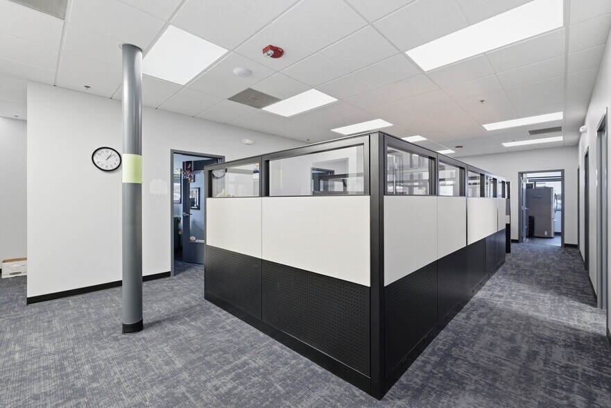 More Photos Of 198 Commercial St SE, Salem Office For Sale