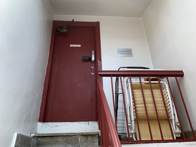 More Photos Of 3004 Cruger Ave, Bronx Apartments For Sale
