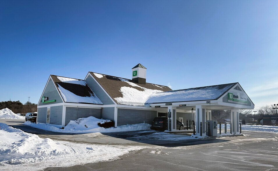 More Photos Of 270 Lafayette Rd, Seabrook Unknown For Lease