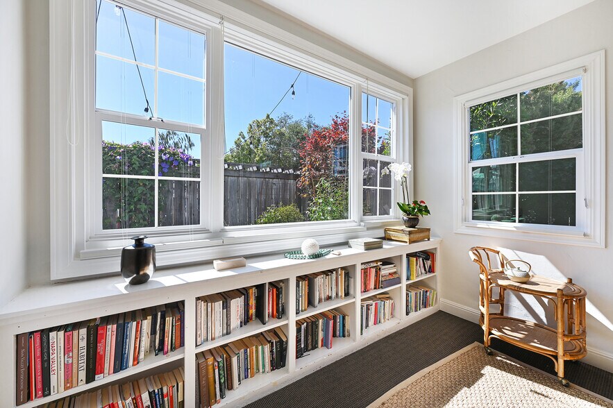 More Photos Of 125-131 Camino Alto, Mill Valley Office For Lease