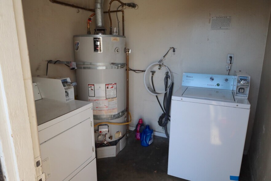 More Photos Of 417 W Guinida Ln, Anaheim Apartments For Sale